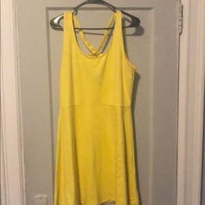 H&M Cross-back yellow dress
